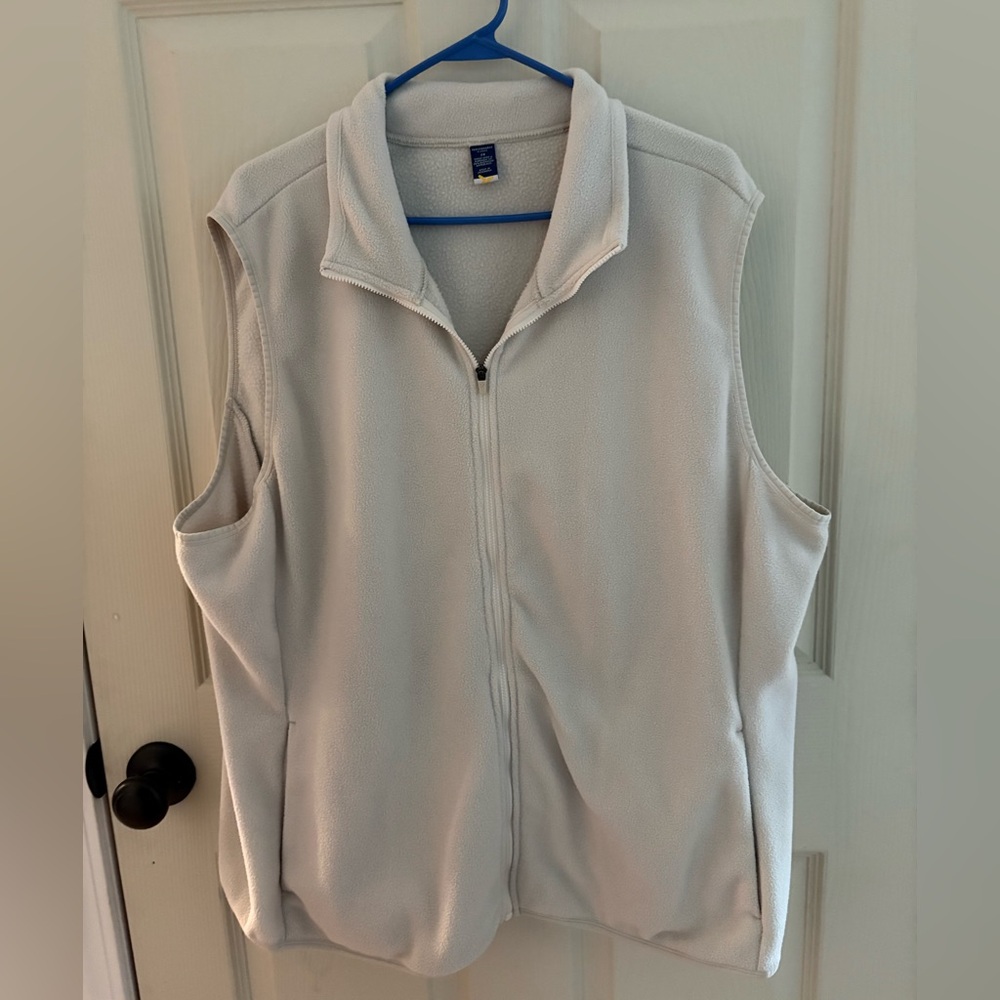 Old Navy White, Fleece Vest